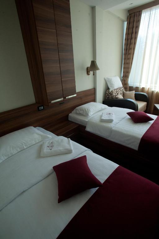 Hotel Luka'S Беране Стая снимка